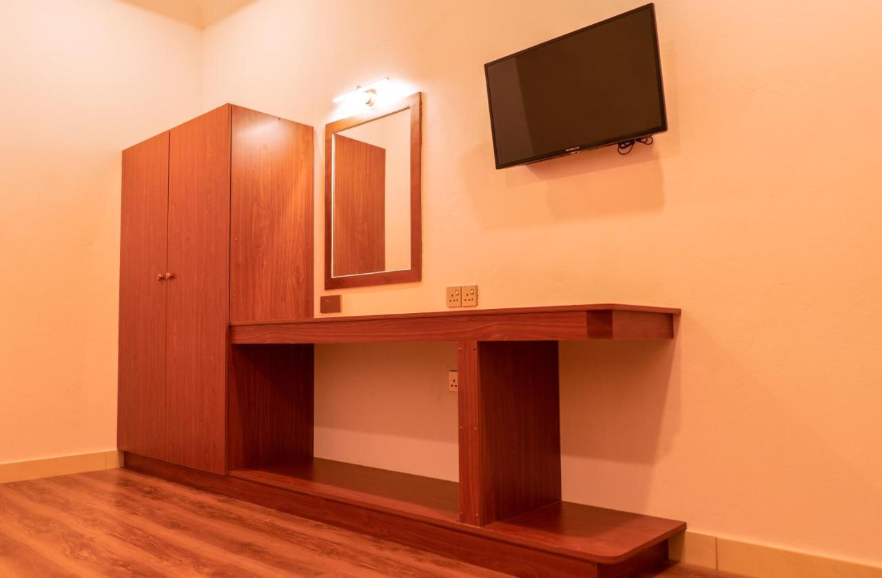 Feridhoo Inn Экстерьер фото