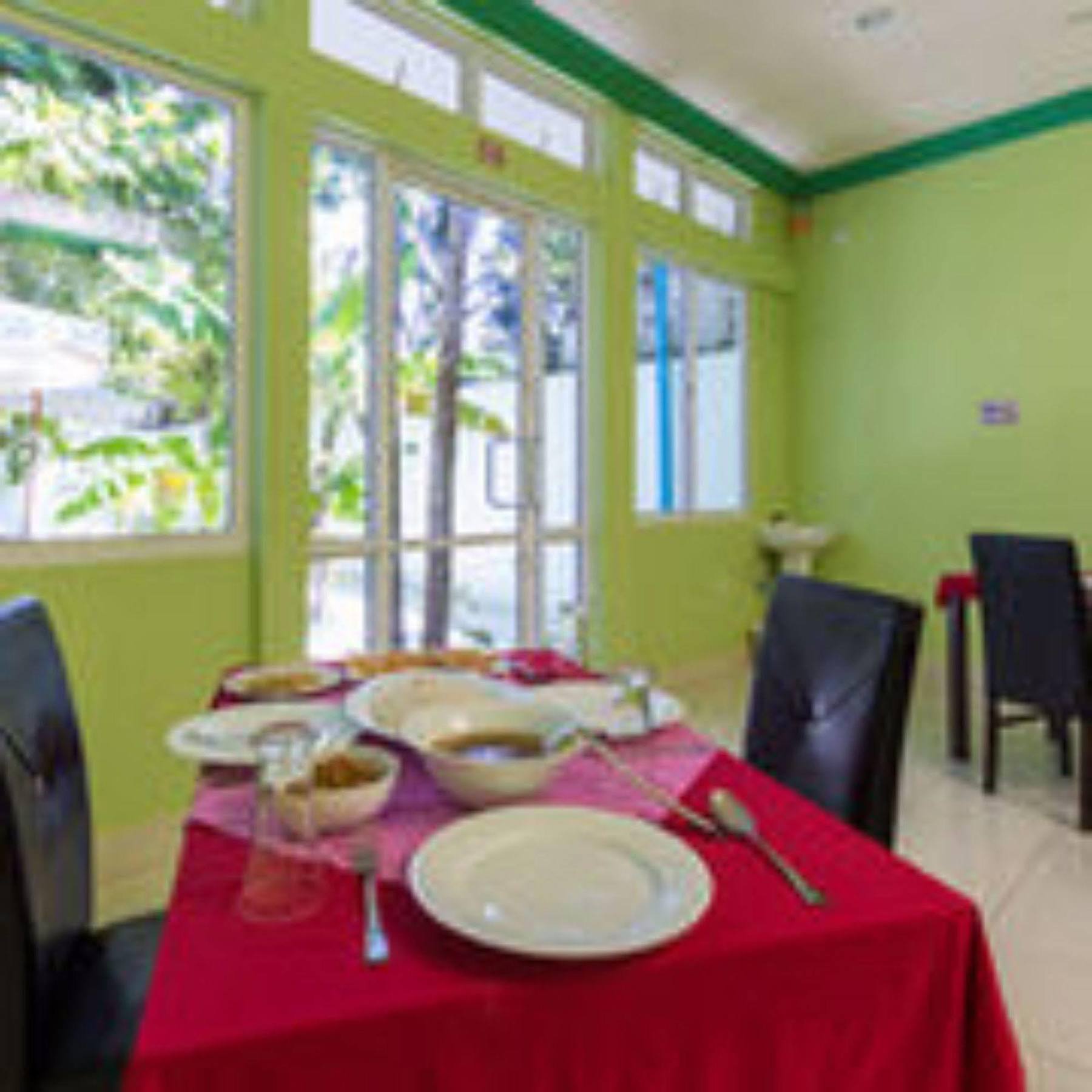 Feridhoo Inn Экстерьер фото
